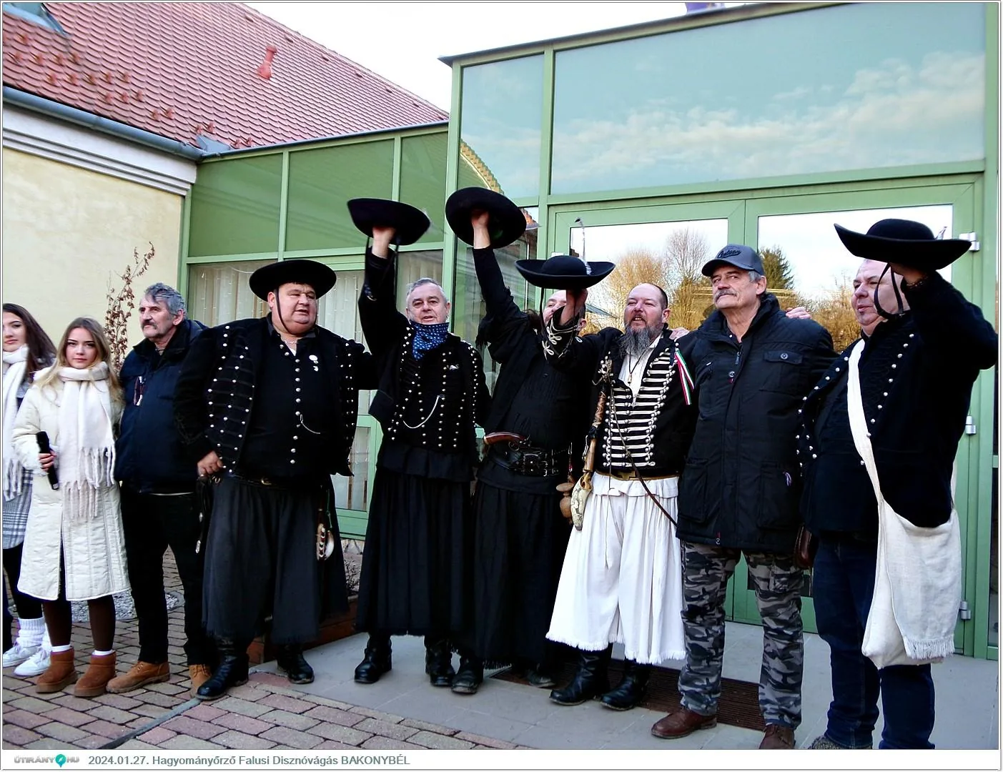 Fotók, Útirány.hu