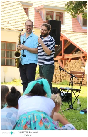 Fotók, Útirány.hu: