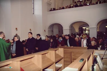 Megújulás utáni első Hálaadó Szentmise