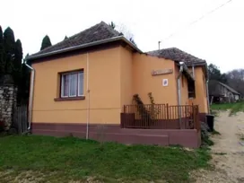 Mókus - Lak borítóképe