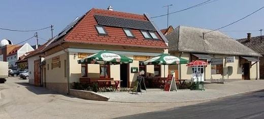 'Füsti Apartman' cikk borítóképe