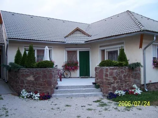 'Apartman Bernát' cikk borítóképe