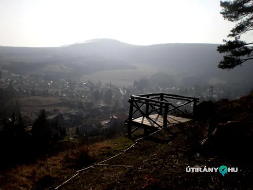 'Köves-hegyi Terasz Kilátó' cikk borítóképe