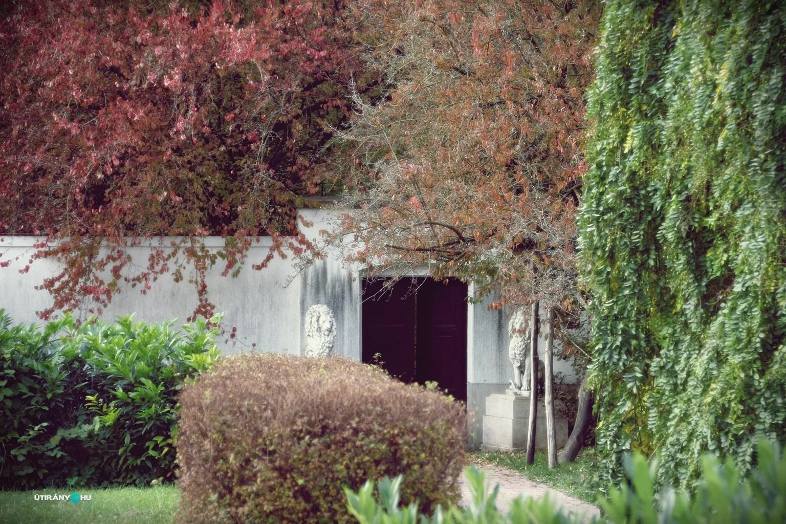 Szentmise után körséta az arborétumban. Fotók: Útirány.hu