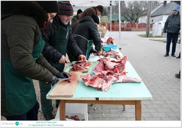 X. Bakonybéli Hagyományőrző Falusi Disznóvágás