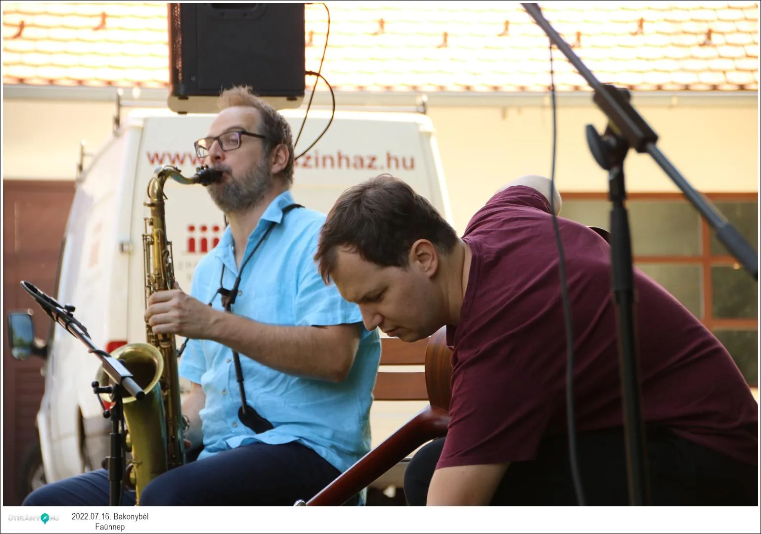 Fotók, Útirány.hu: