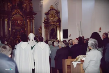 Megújulás utáni első Hálaadó Szentmise