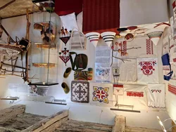 Hagyományaink éltetői borítóképe