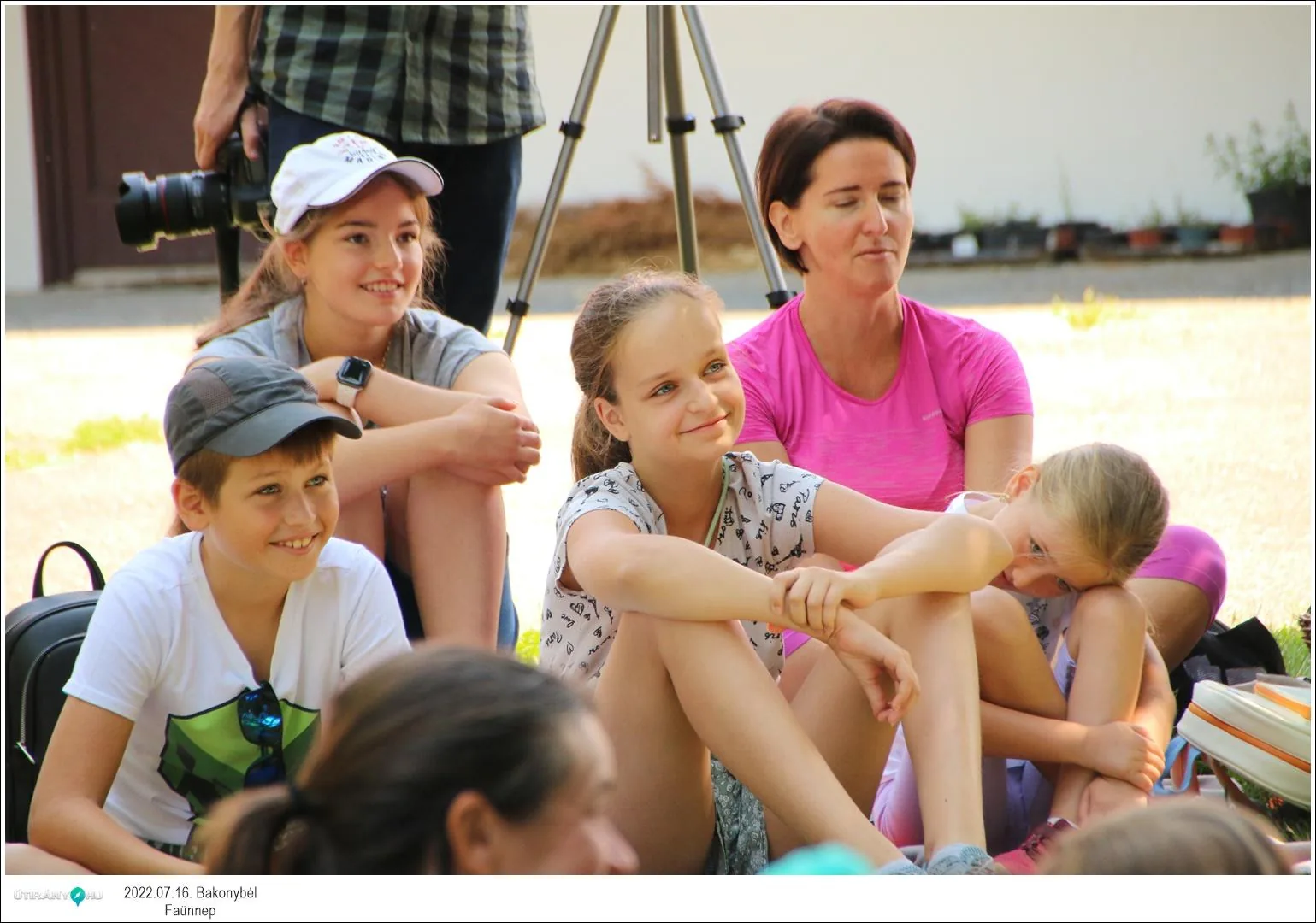 Fotók, Útirány.hu: