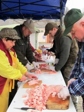 Fotók a disznóvágásról