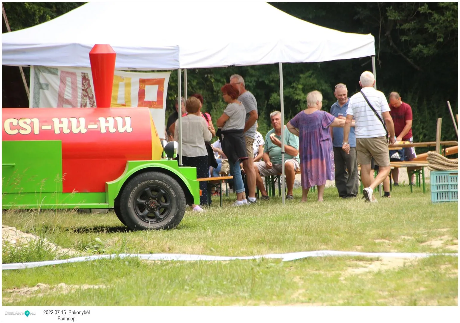 Fotók, Útirány.hu: